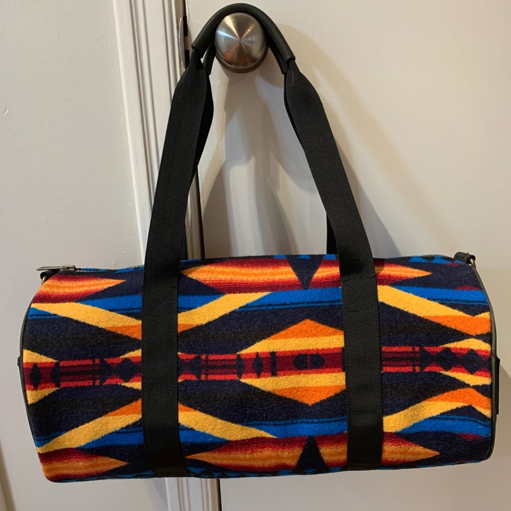 Pendleton barrel duffel bag